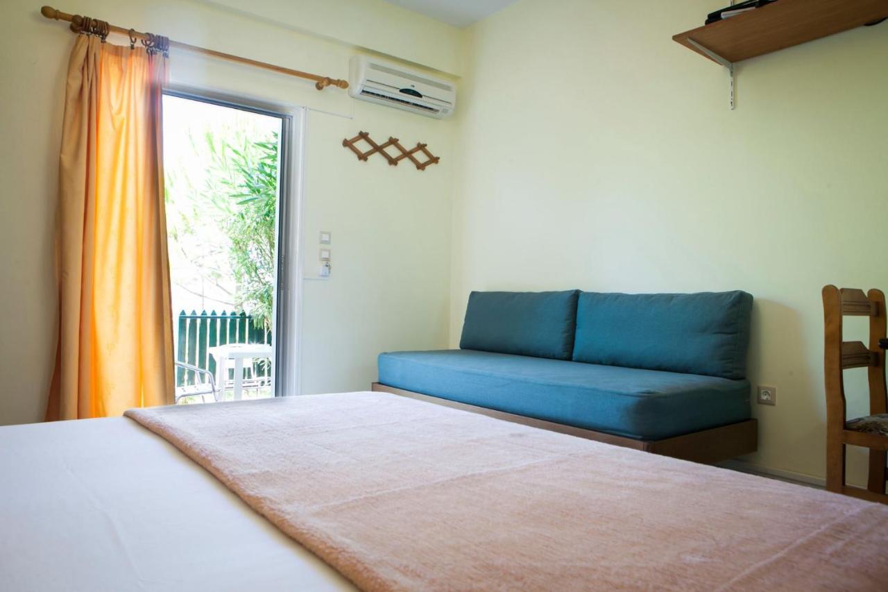 Summer Garden Αpartments & Studios Argostoli  Exteriör bild