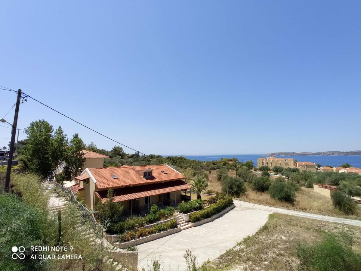 Summer Garden Αpartments & Studios Argostoli  Exteriör bild