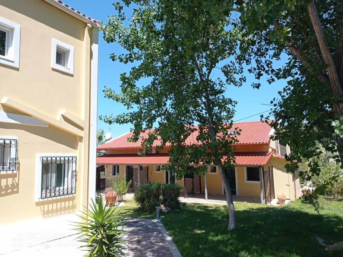 Summer Garden Αpartments & Studios Argostoli  Exteriör bild