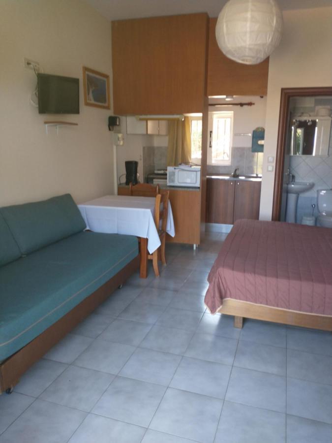 Summer Garden Αpartments & Studios Argostoli  Exteriör bild